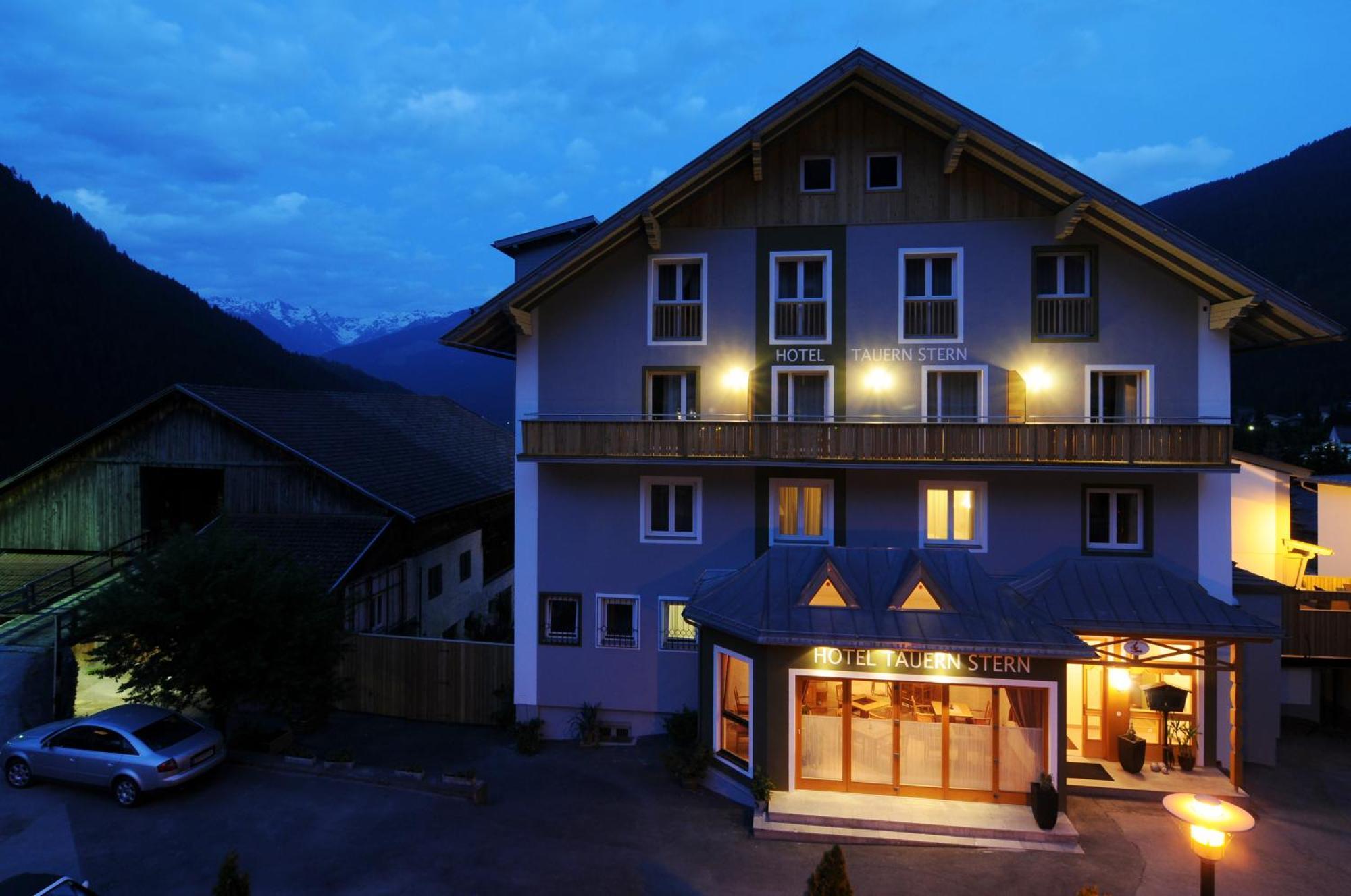 Hotel Tauernstern Винклерн Экстерьер фото